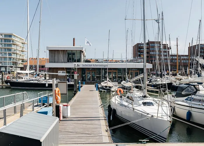 BizStay Harbour III Scheveningen Apartments