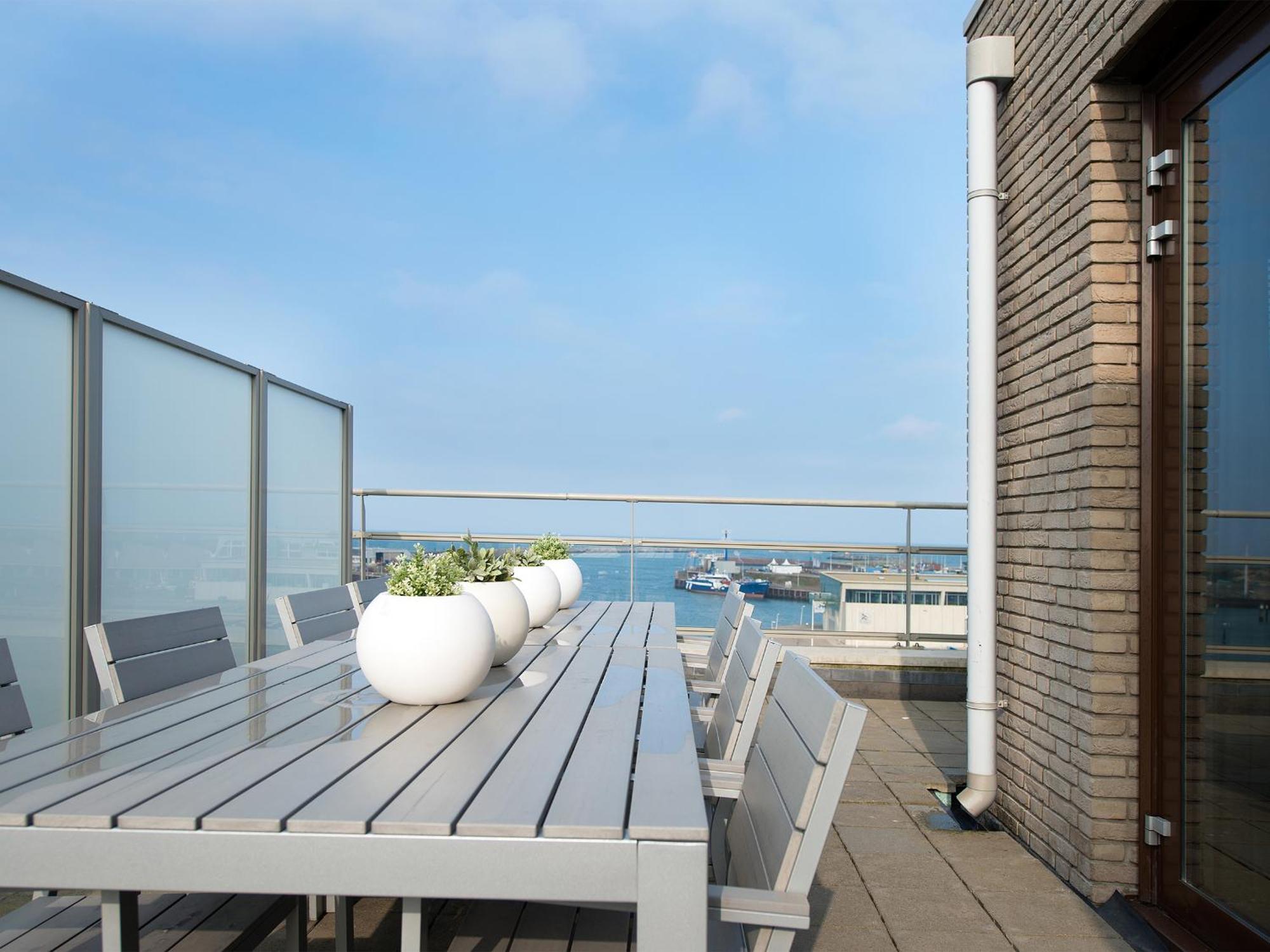 Bizstay Harbour Iii Scheveningen Den Haag